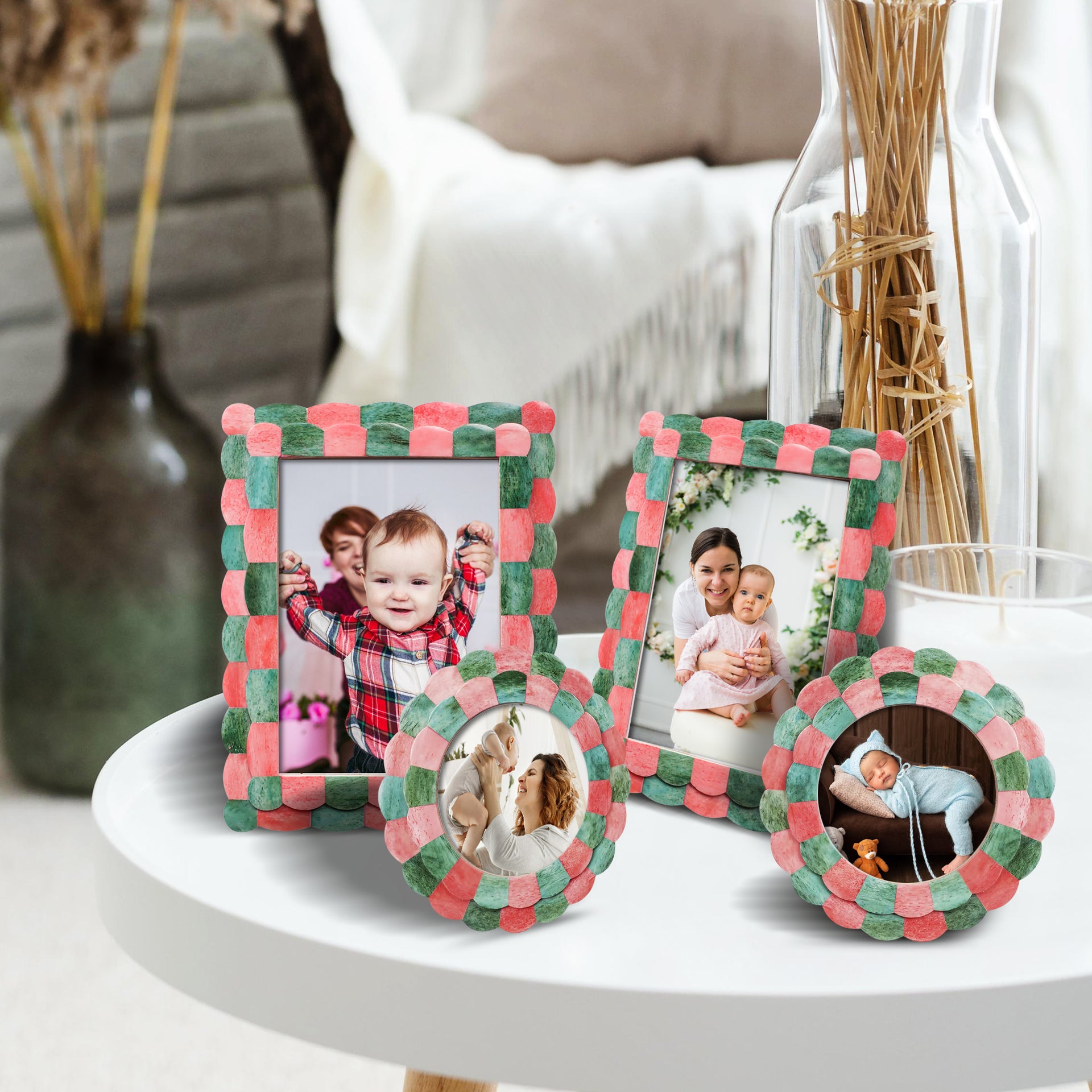Scalloped Holiday Collection Picture Frames Combo Pack of 4