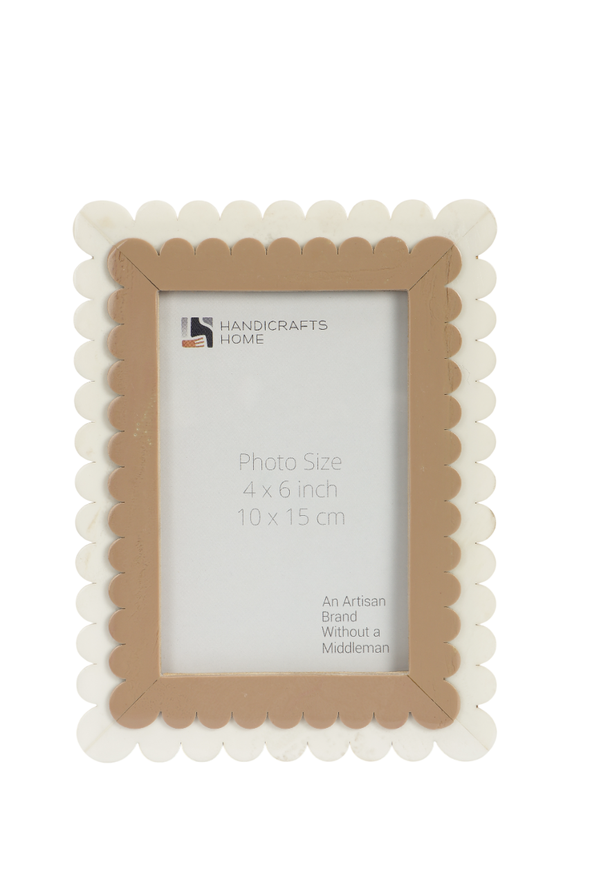 Petal Scallop Pattern Picture Frame Brown & White - 4x6 & 5x7