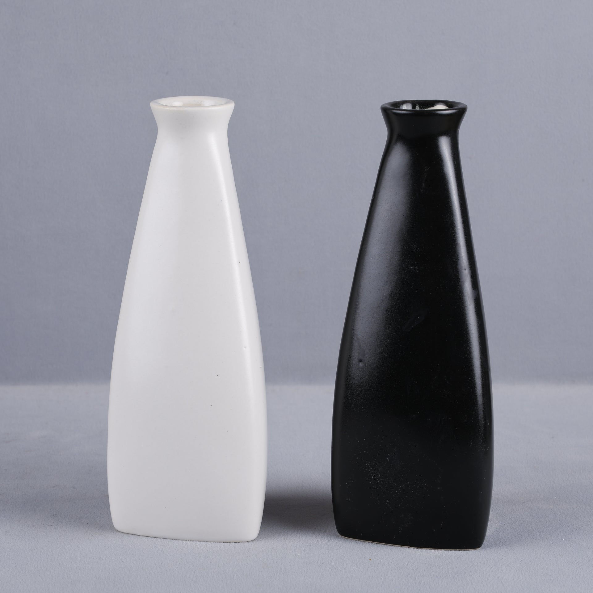Ceramic Vase Set of 2– Black White Taper Decorative Flower Vases