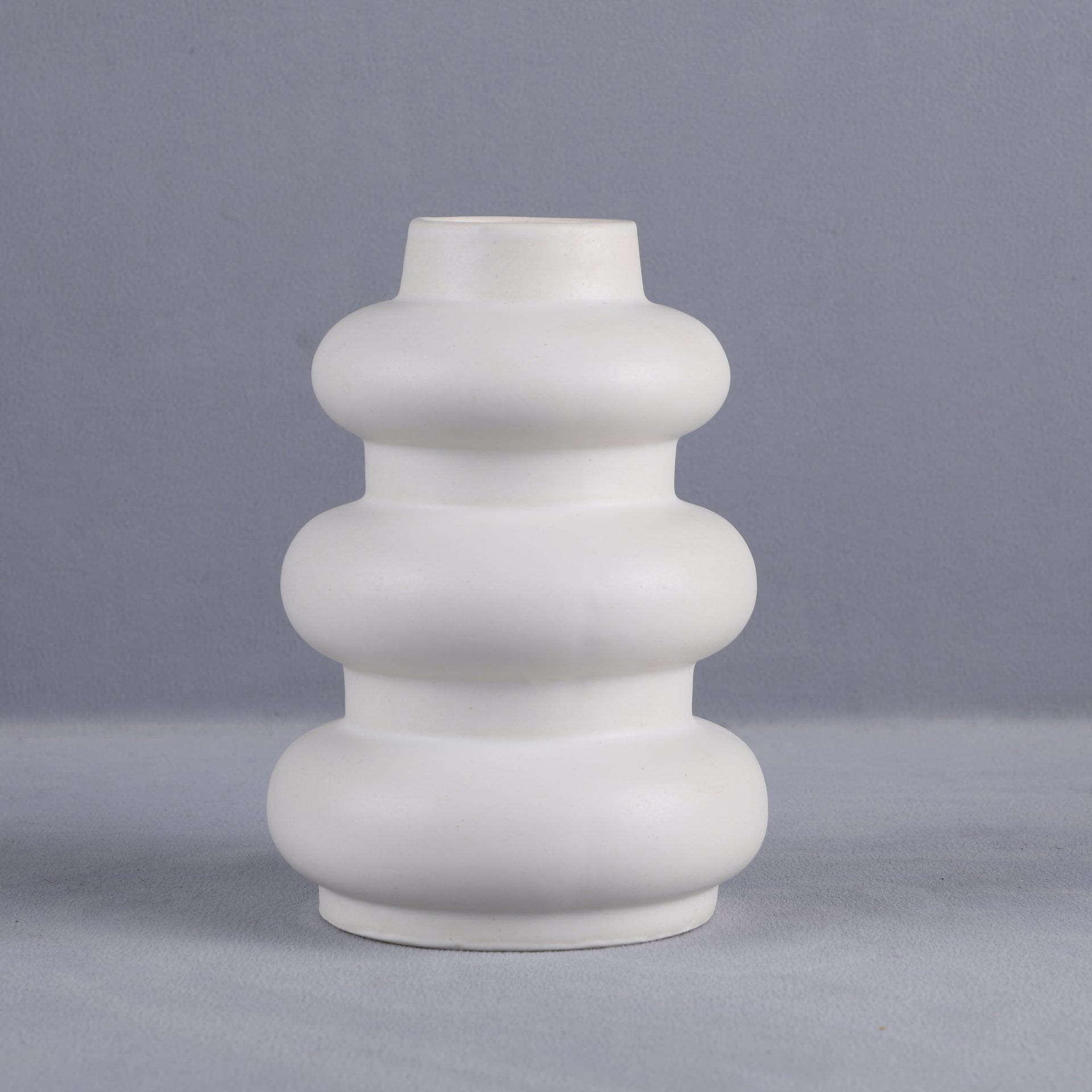 Ceramic Vase – Minimalist White Orbitra Decorative Vase