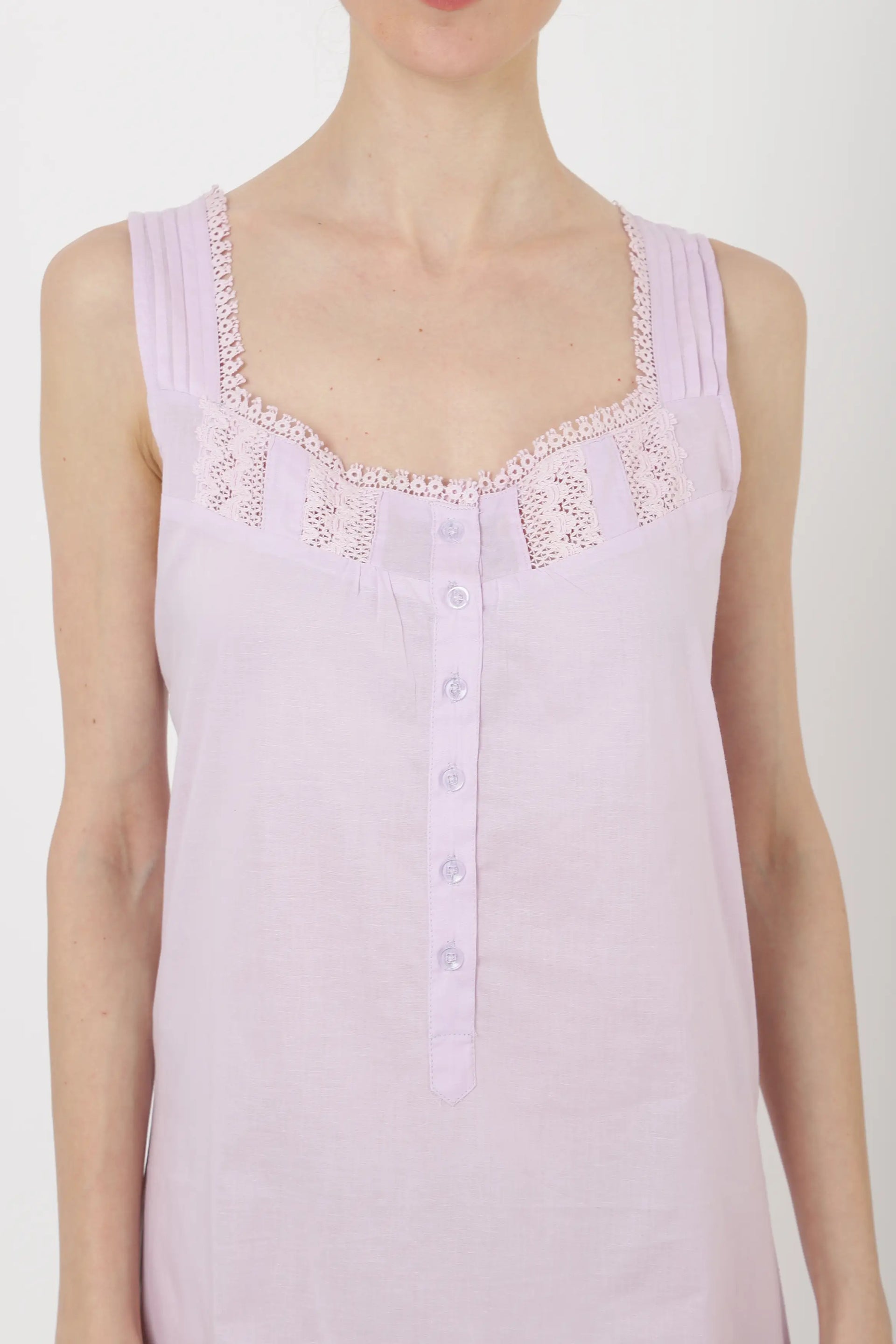 Victorian Style Long Nightgown – Vintage Women’s Nightdress in Purple (Sizes US 6–20)