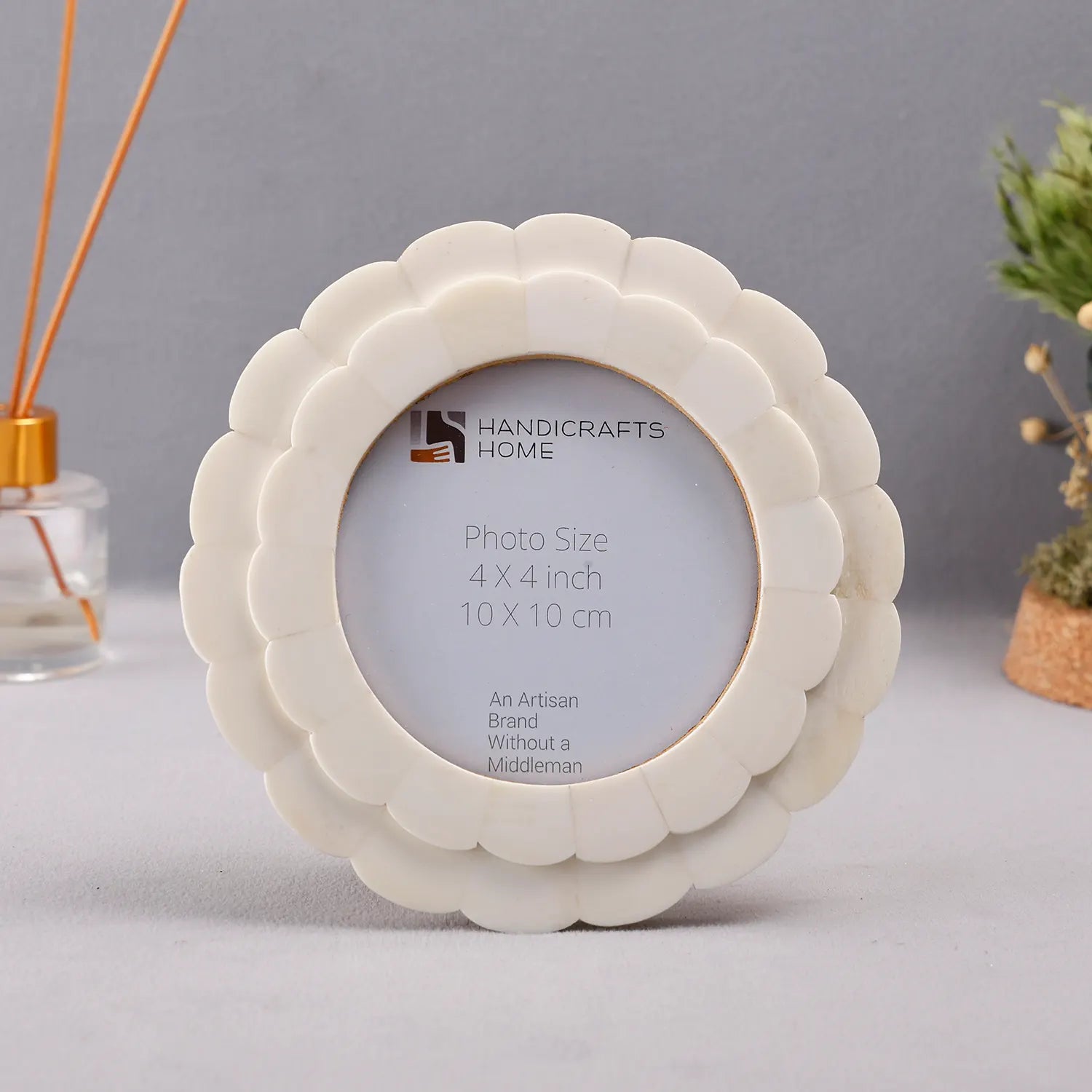 Baby Round Picture Frame Scallop Collection Resin Inlay White - 4x4