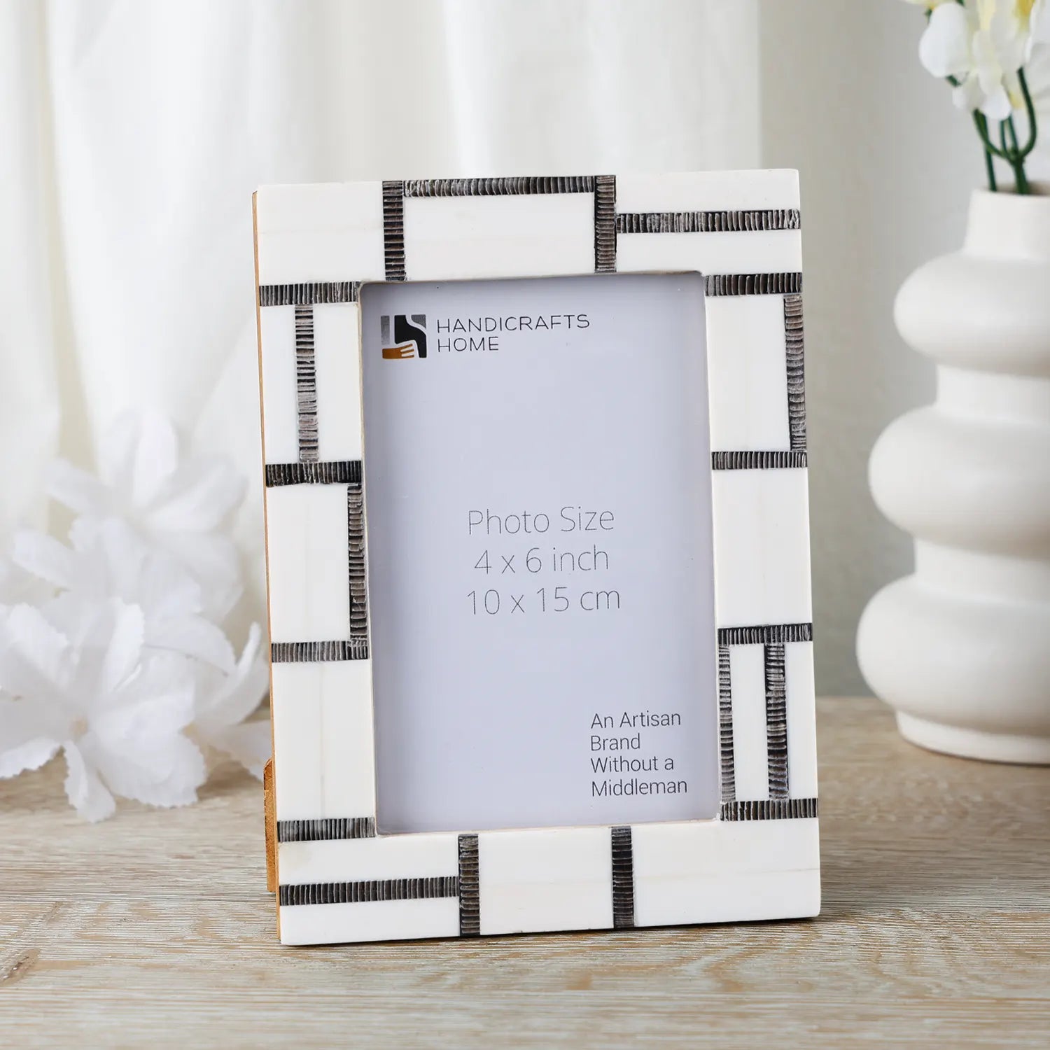 Shagrin Design Bone Inlay Picture frame for Holiday Decor & Gifting - White & Black , 4x6, 5x7