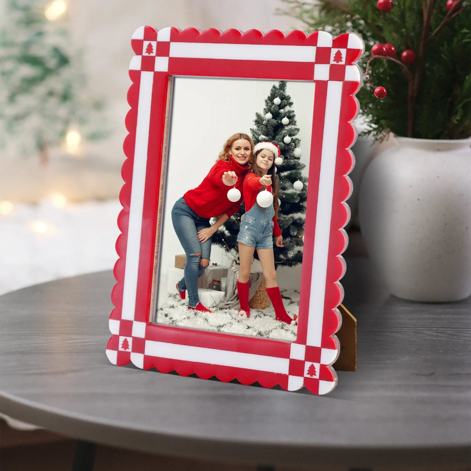 Chalet Collection Resin Inlay Picture frame for Holiday Decor & Gifting - Red , 4x6 and 5x7