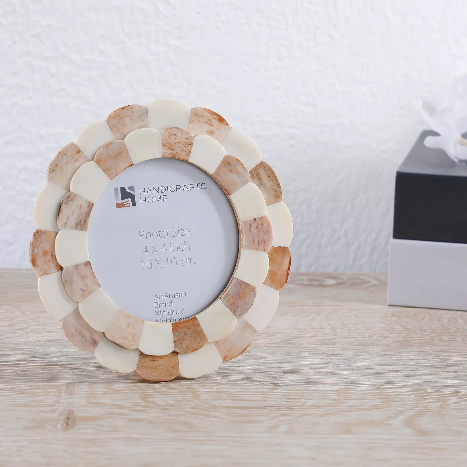 Round Baby Picture Frames Scalloped Pattern Bone Inlay 4x4 Inch, Brown