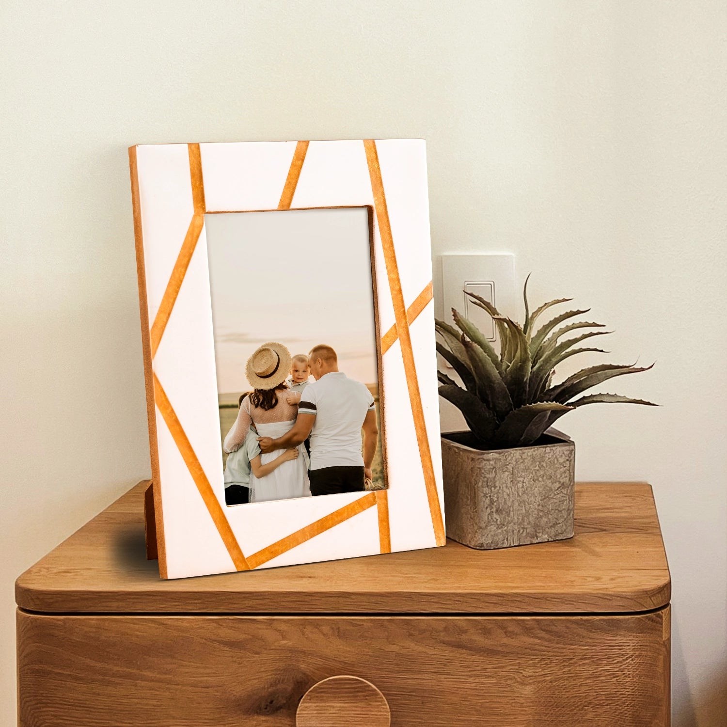 Resin Inlay Picture frame for Holiday Decor & Gifting - White , 4x6, 5x7