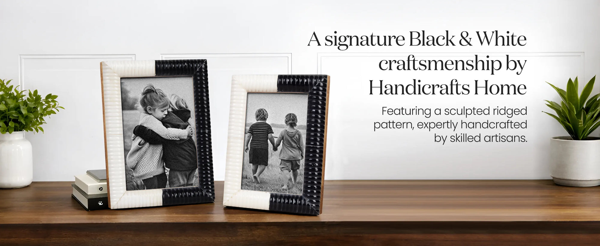 Picture Frame Ridged Collection Resin Inlay Black & White – 4x6 & 5x7