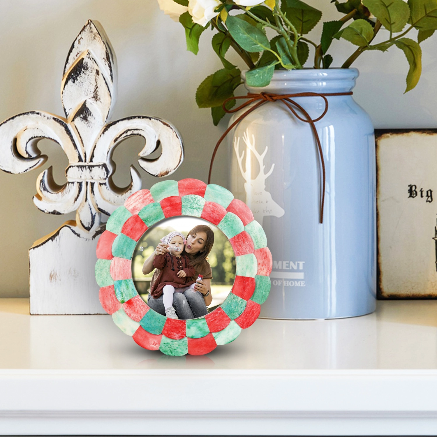 Round Baby Picture Frames Scalloped Pattern Bone Inlay 4x4 Inch Display Size, Green & Red